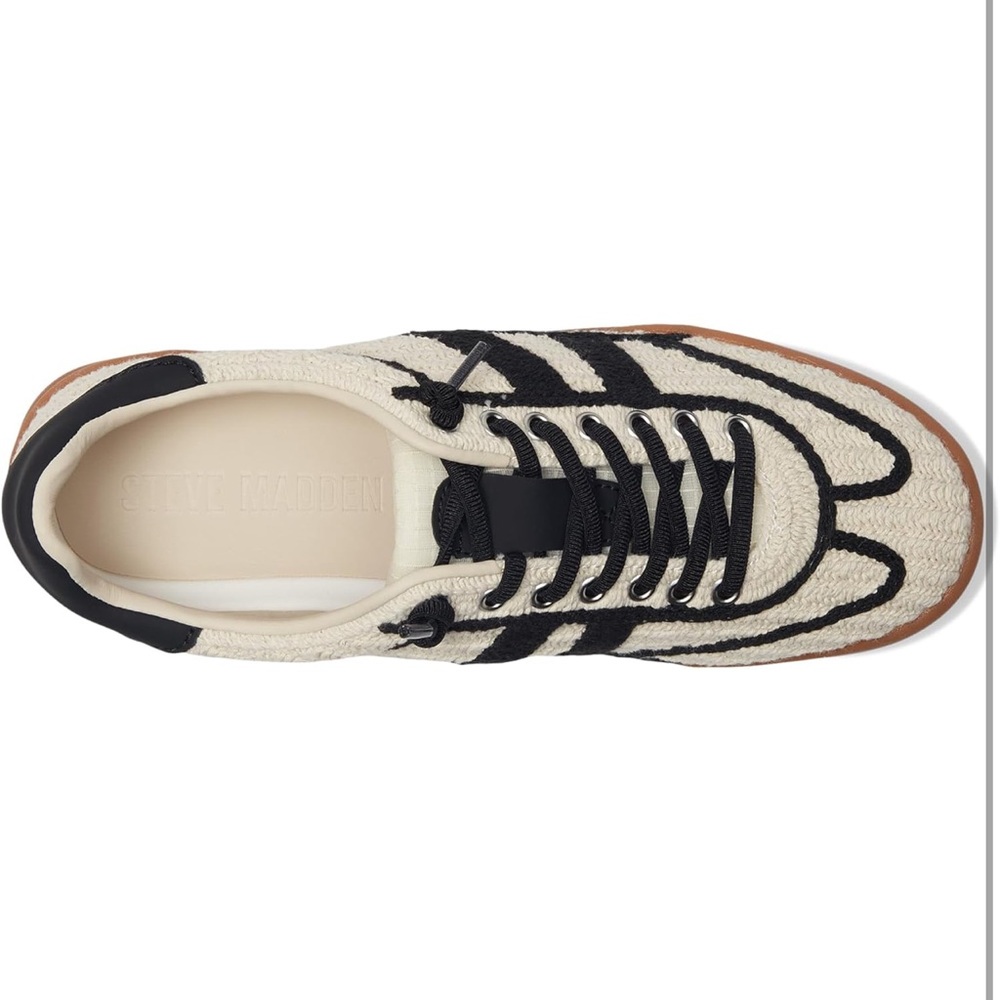 NIB STEVE MADDEN WOVEN SNEAKERS❤️ - Picture 2 of 6